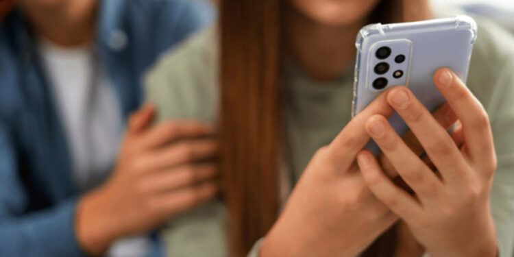 ¡Cuidado! Inposdom alerta sobre estafa por SMS falsos
