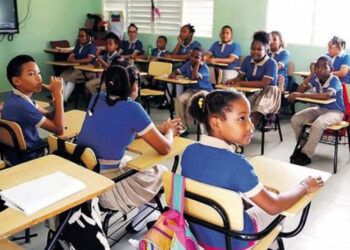 ADP cuestiona textos de Ciencias Sociales del Minerd