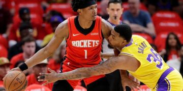 Amen Thompson evita eliminación de Houston