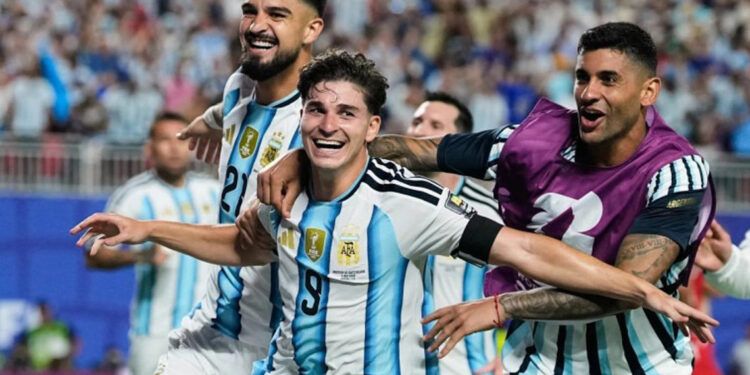 Argentina avanza a semifinales del Mundial