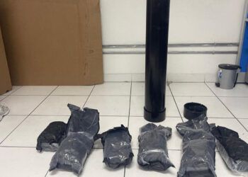 Arrestan a hombre al recoger marihuana enviada desde Miami