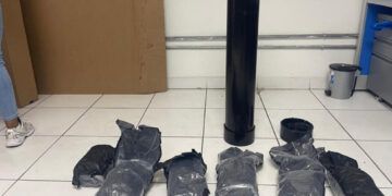Arrestan a hombre al recoger marihuana enviada desde Miami