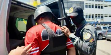 Arrestan ocho por cargamento de cocaína en Pedernales