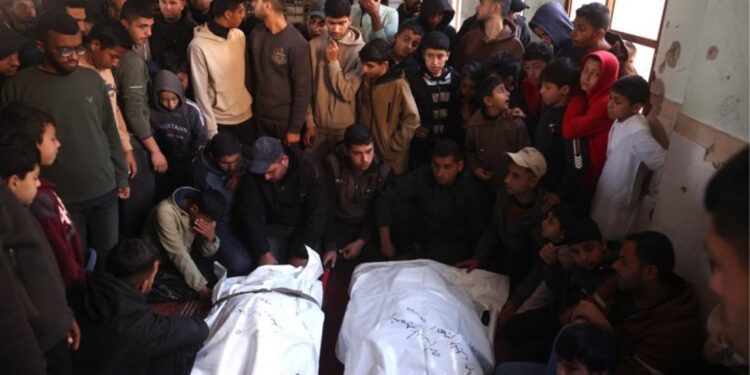 Ataques israelíes en Gaza dejan tres muertos