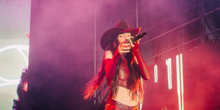 Belinda y Los Ángeles Azules cantan al Mundial 2026