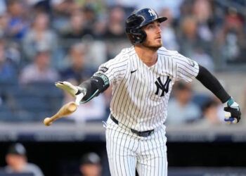 Bellinger y Goldschmidt impulsan triunfo de Yankees