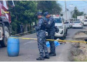 Cadáver de un hombre en Santiago causa alarma