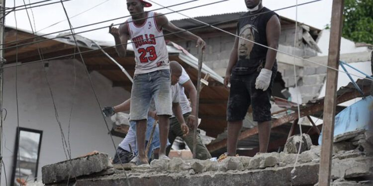 Colombia declara tres días de duelo por terremoto