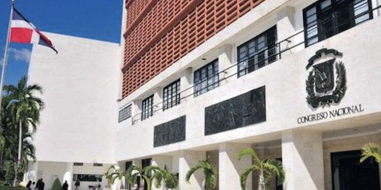 Congreso Nacional recibe propuestas sobre Código Penal