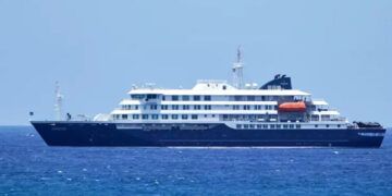 Crucero con hantavirus atracará en Tenerife