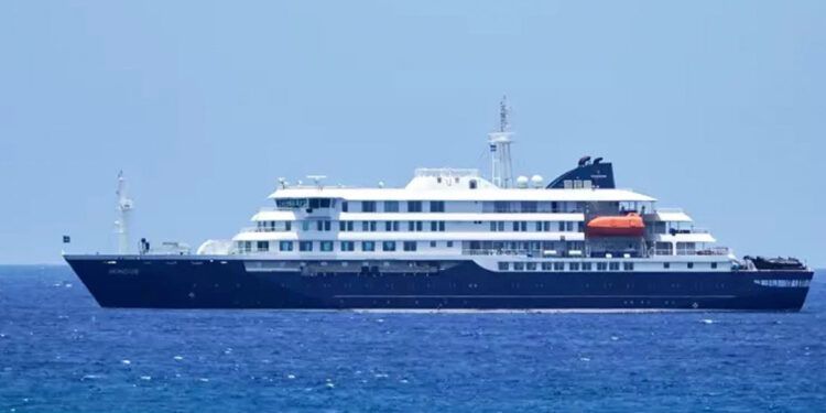 Crucero con hantavirus atracará en Tenerife