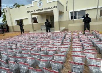 DEA reabierta suma 2,381 paquetes de cocaína en RD