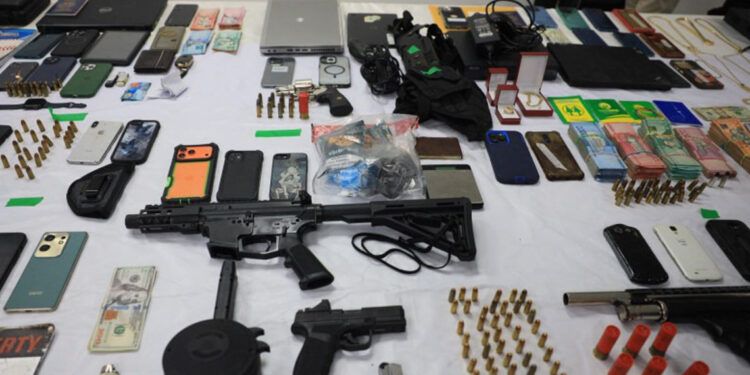 Desmantelan red de tráfico ilegal de armas