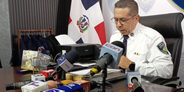 Detienen adolescente por muerte de taxista en Santo Domingo Este