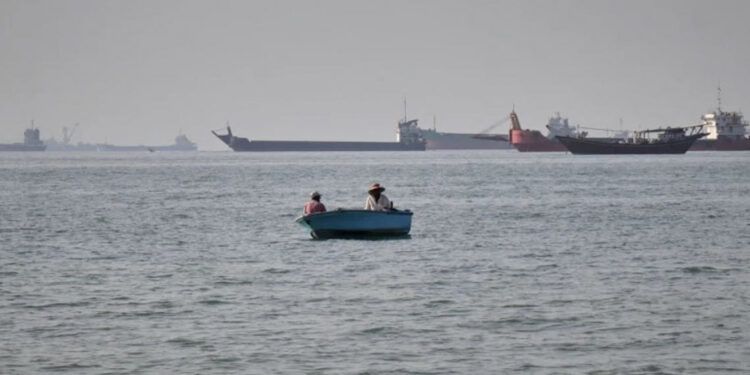 EEUU amenaza con reanudar guerra con Irán