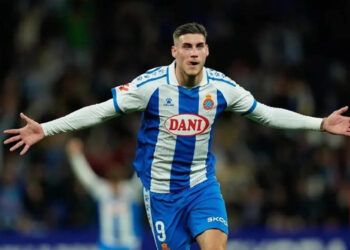 Espanyol golea al Levante en el inicio de la Liga