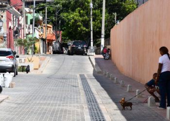 Eliminan muro y habilitan acceso a Santa Bárbara