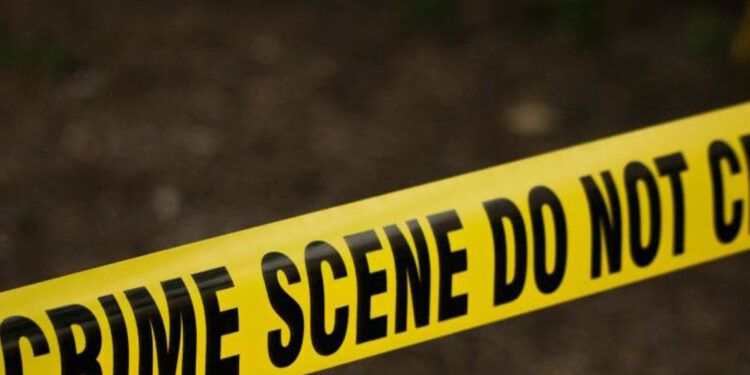 Encuentran mujer sin vida en residencia de Santiago