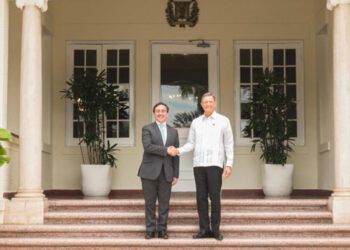 España invita a Abinader a Cumbre Iberoamericana