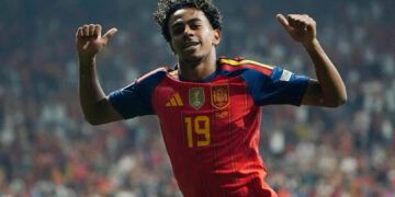 España mantiene su racha al vencer 3-1 a República Checa