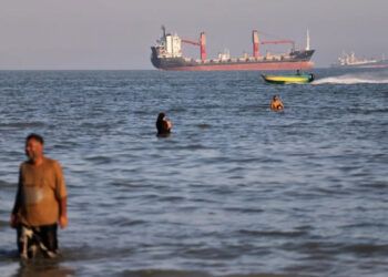 Estados Unidos ataca a Irán tras ofensiva en Ormuz