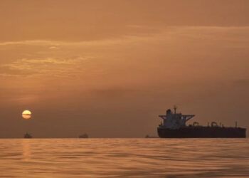 Estados Unidos incauta buque iraní en Ormuz