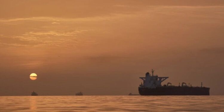 Estados Unidos incauta buque iraní en Ormuz