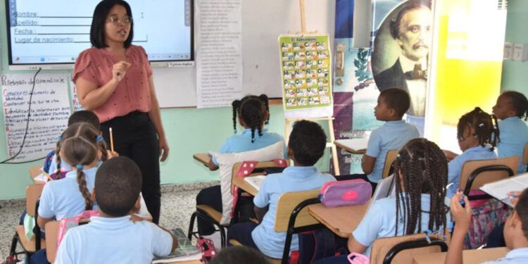 Evaluación de Desempeño reúne a 23 mil docentes
