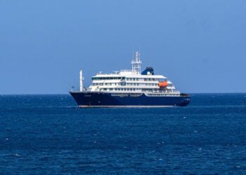 Evalúan desembarco en Canarias por posible hantavirus