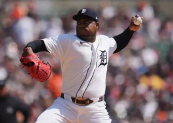 Framber Valdez es suspendido por seis partidos