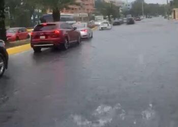 Fuertes lluvias inundan el Gran Santo Domingo