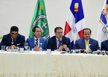 Gobierno dice plan mitiga crisis económica