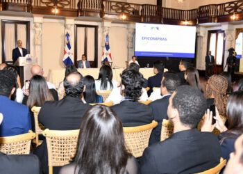Gobierno lanza Eficompras para agilizar compras públicas