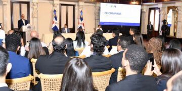 Gobierno lanza Eficompras para agilizar compras públicas