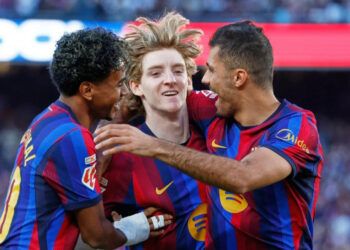 Gordon marca y Barcelona iguala su mejor inicio liguero