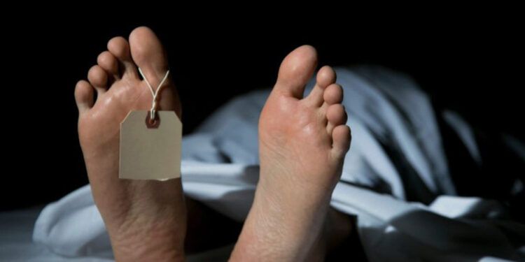Hombre muere al caer de torre en Ensanche Quisqueya