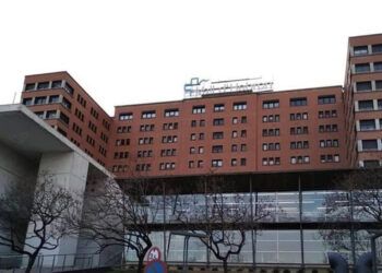 Hospital español logra cirugía robótica pediátrica