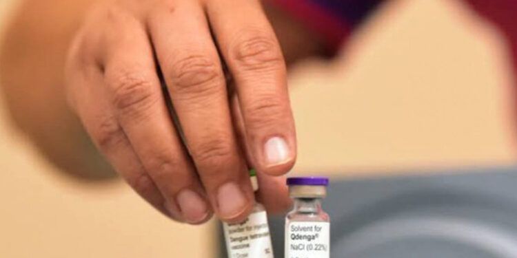 India aprueba vacuna contra el dengue por primera vez