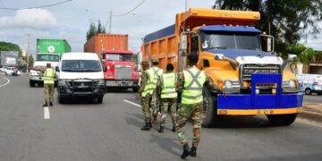 Intrant y CNTU apoyan transporte de carga nocturno