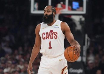 James Harden es arrestado por portar arma en vehículo