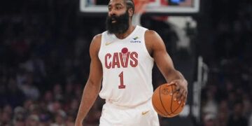 James Harden es arrestado por portar arma en vehículo
