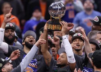 Knicks van por el título tras volver a las Finales