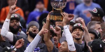 Knicks van por el título tras volver a las Finales