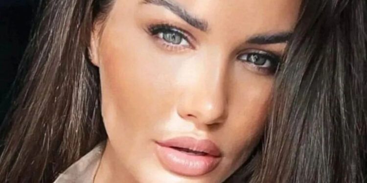 Ksenia Dobromilova muere atropellada en rodaje
