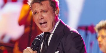 Luis Miguel recibe alta tras operación cardíaca