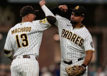 Machado decide triunfo de Padres sobre Bravos