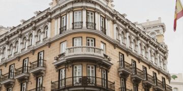 Madrid protesta por el alza del costo de la vivienda