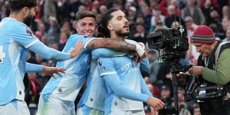 Manchester City vence al Liverpool 3-0 en Anfield
