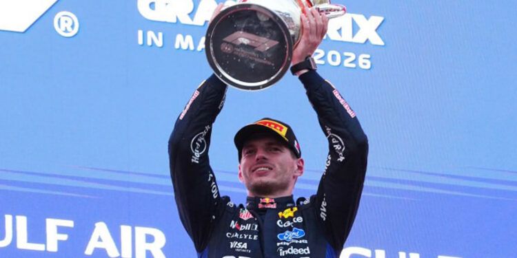 Max Verstappen logra su primera victoria del año