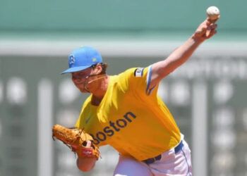 Medias Rojas vencen otra vez a Yankees con gran apertura